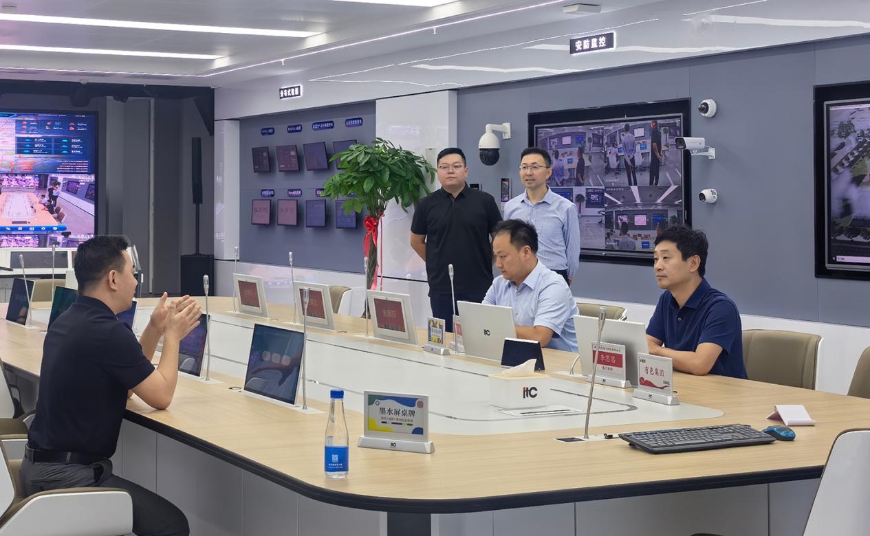 �����������쵼һ��ݰ���������׵��ӿƼ����޹�˾����ָ��